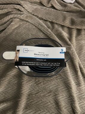 Mainstays Nesting Measuring Set - Navy and White